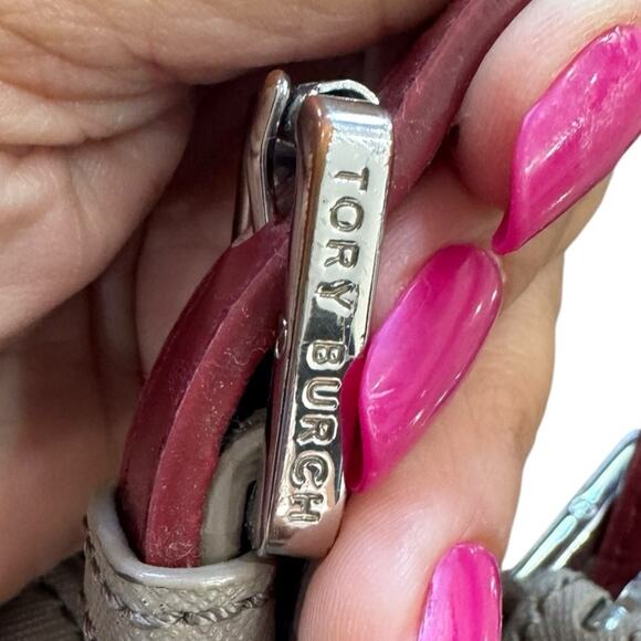 TORY BURCH York Tan Leather Tote Bag with Red handles - Picture 13 of 15